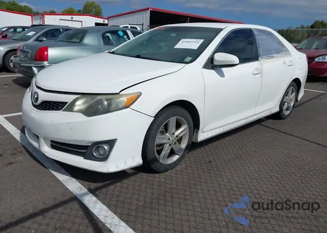 2013 Toyota Camry Se z USA, uszkodzony, nr VIN 4T1BF1FK6DU680826